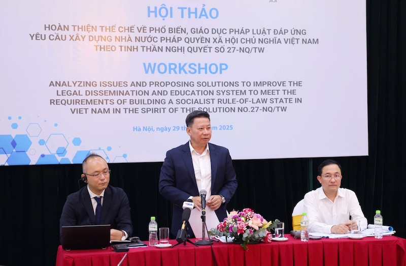 Tiếp tục hoàn thiện thể chế công tác phổ biến, giáo dục pháp luật trong thời gian tới